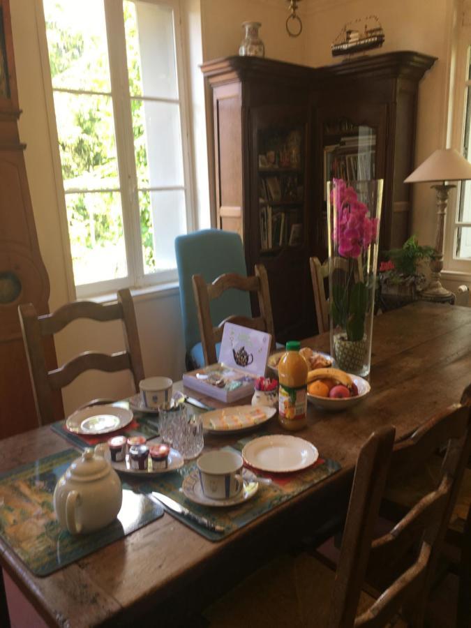 Au Charme Des Pommiers Bed and Breakfast Thiberville Εξωτερικό φωτογραφία