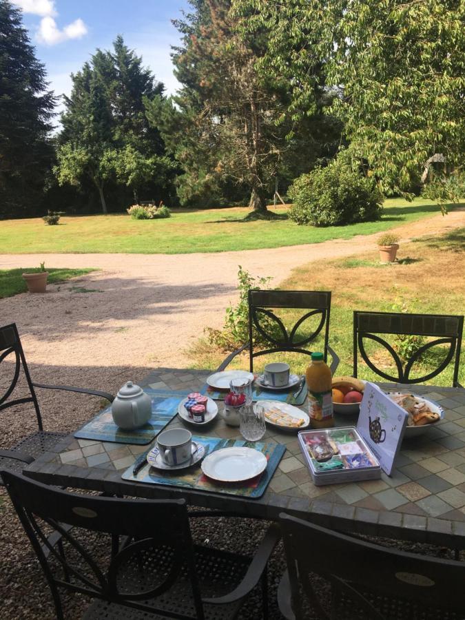 Au Charme Des Pommiers Bed and Breakfast Thiberville Εξωτερικό φωτογραφία